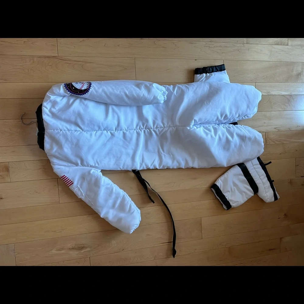 Astronaut Halloween costume - Picture 3 of 5